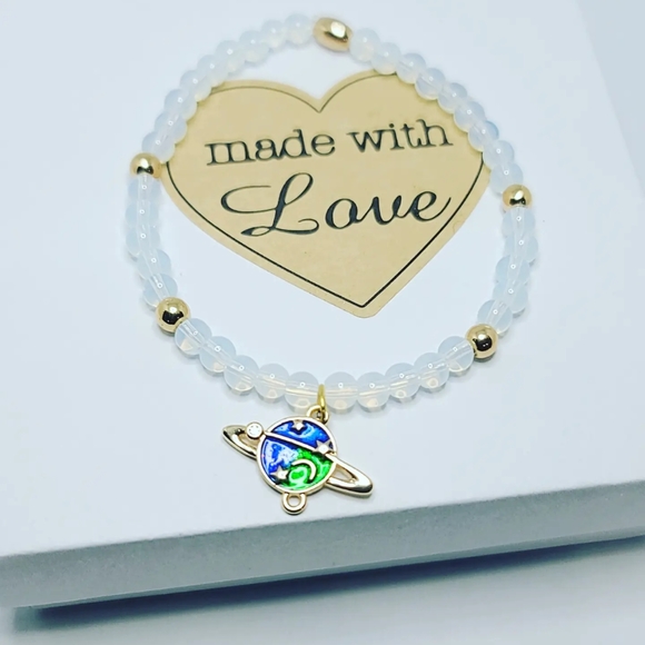 Opalite, Planet charm Minimalist bracelet 4 mm - Picture 4 of 4